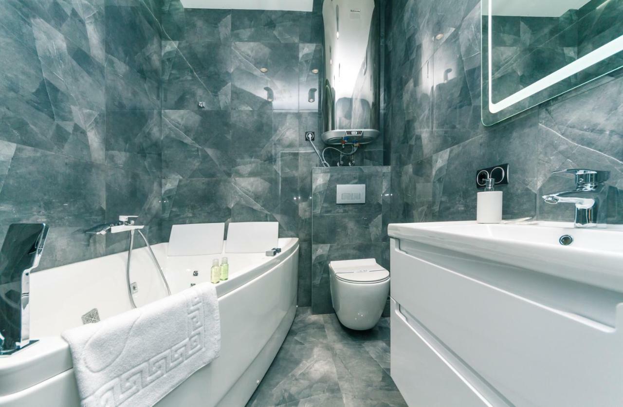 Luxury Apartments Kiev Buitenkant foto